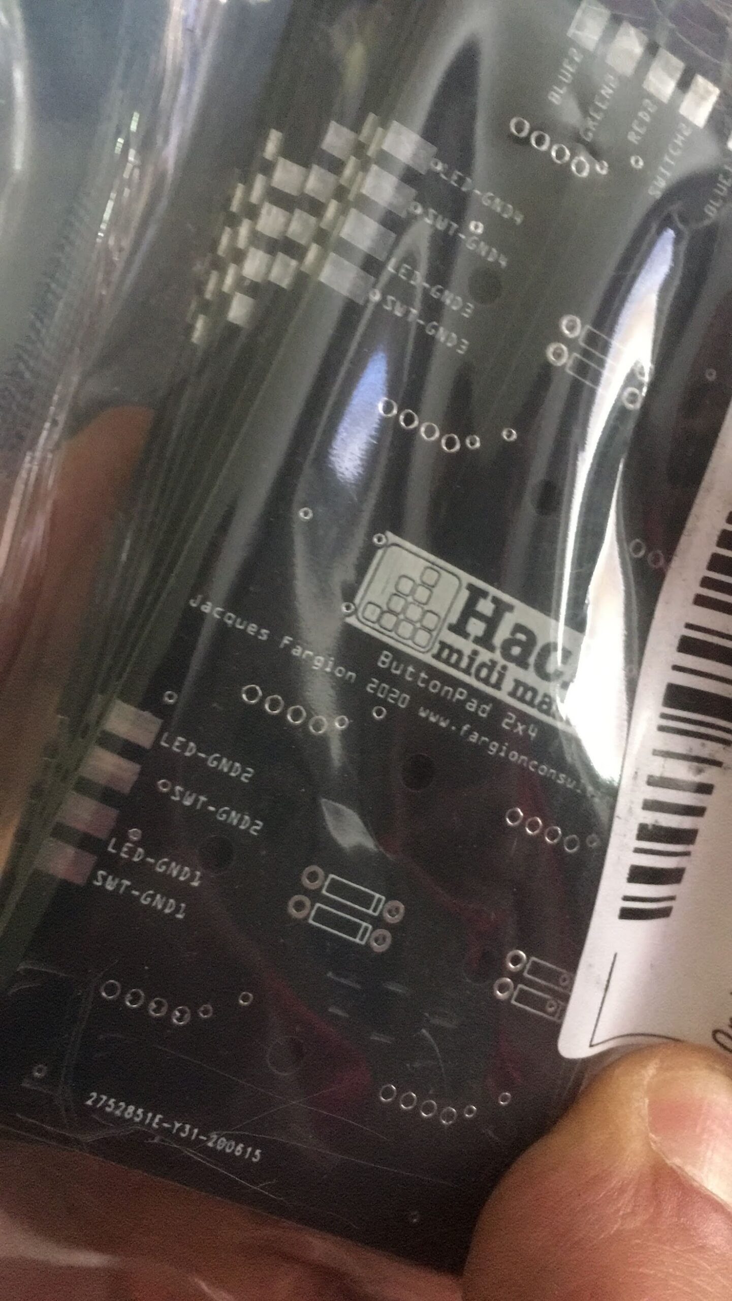 HackMidiMask PCB