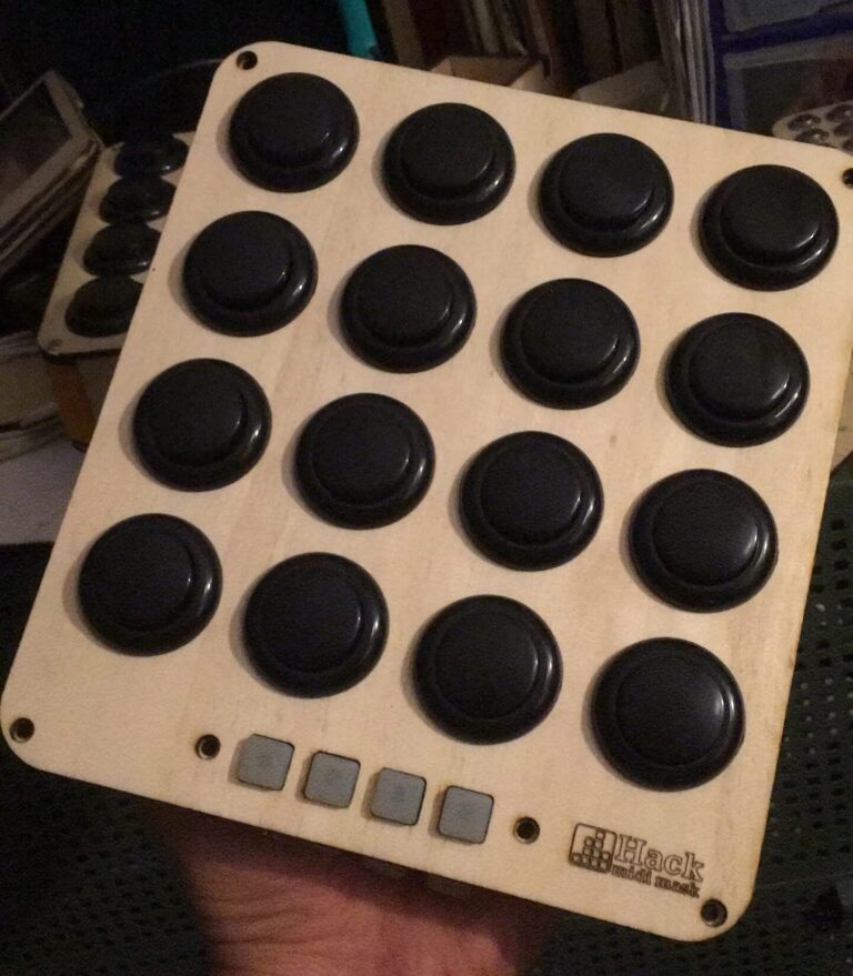 Hack Arcade – Handmade Arcade MIDI Controller