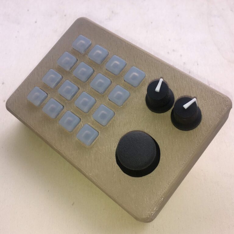 HackMidiMask Uno – compact MIDI controller