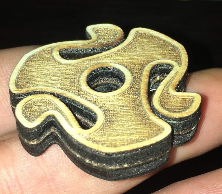 45 RPM vinyl adapter – handmade
